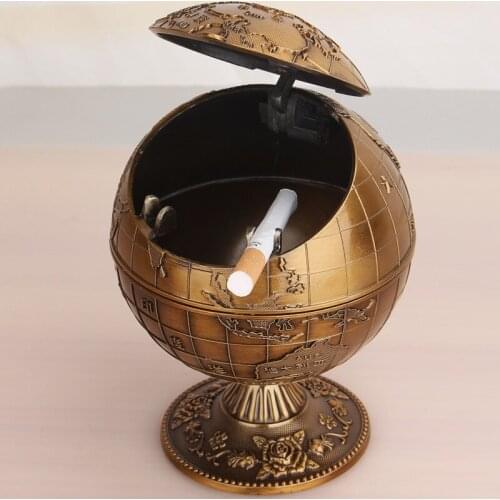 Retro House Ashtray Creative Personality Trend Spherical Metal Lid Multi-functional Office Ashtray Smoking Accessories