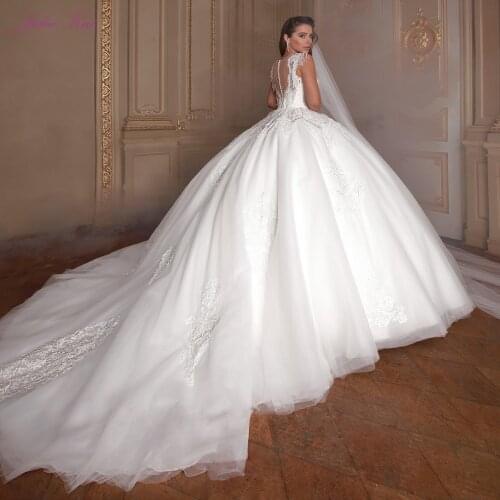 Julia Kui Luxurious High-end Customize Ball Gown Wedding Gowns O-Neck Beading Embroidery Royal Train With Tassel Bride Dresses