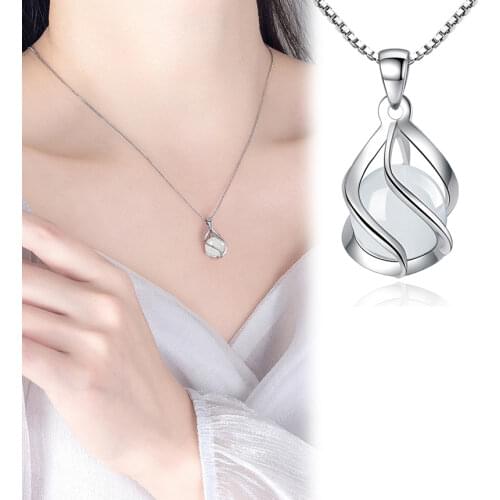 Retro Vintage Opal Pendant Necklaces For Women Girls Trendy Elegant White Opal Geometric Pendant Necklace Fashion Jewelry Gifts