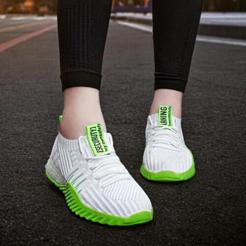 Summer Non-slip Socks Sneakers Women Sport Shoes Womens Sports Shoes for Fitness White Knit Chaussure Running Sneackers D-559