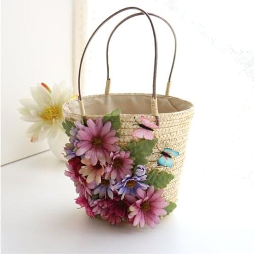 2019 Handmade flower Straw bag women Summer Beach bag ladies Handbag Causal Woven tote Bags small Purse travel Bags for girls