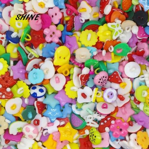 50PCs 20-30Patterns Mixed Randomly Cartoon button for KIDS Clothes Accessory W20003