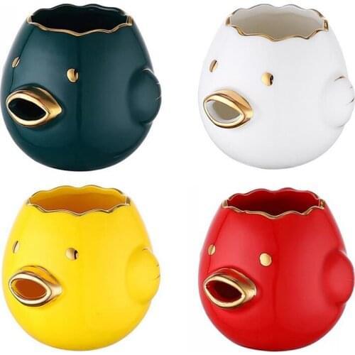 1Pcs Egg Separator Ceramic Egg Yolk White Separator Egg Yolk and Egg White Separator Cute Cartoon Style Baking Assistant