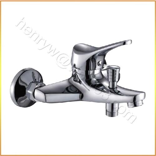 L15237 - Luxury Wall Mounted Chrome Color Brass Bath Shower Faucet