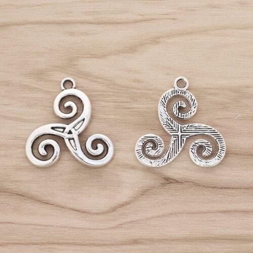 20pcs Celtics Knot Triskele Triskelion Triple Spiral Vortex Swirl Charms Pendants Beads for Jewelry Findings
