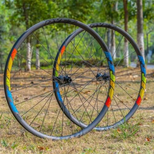 27.5/29er Carbon Bicycle Wheelset 18k Clincher Tubeless Ready 28H Central Lock Ratchet System 36T Hub XC Mountain Bike Wheels