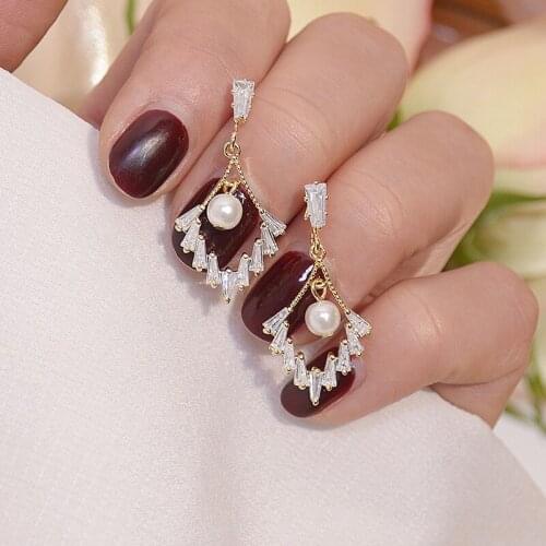 Korean hot selling fashion jewelry luxury fan-shaped zircon 14K real gold earrings temperament womens wedding party earrings