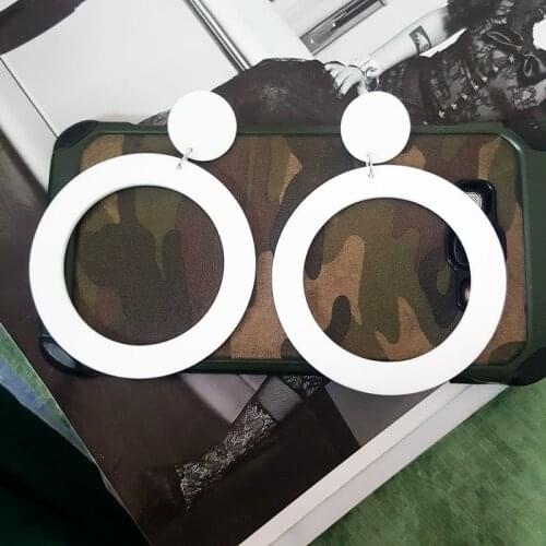 Fashion 3 Colors Big Round Acrylic earrings For Women Hyperbole Drop Earrings For T stage Show Nightclub Bar Trendsetter E18045