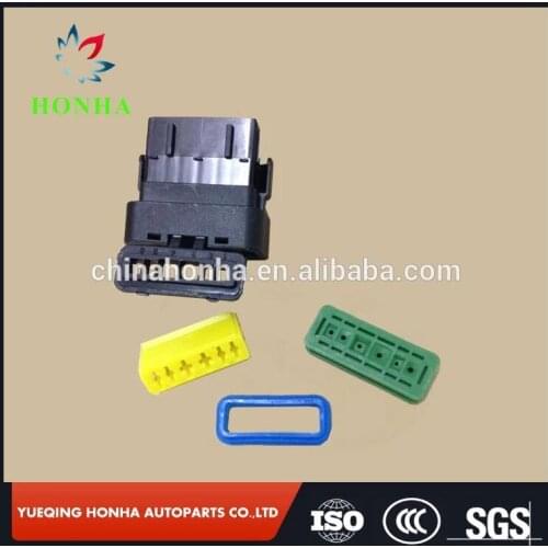 Freeshipping FCI 6 Pin/Way Female Waterproof Electrical Wire Harness Connector Plug Socket Housing 211PC069S8049