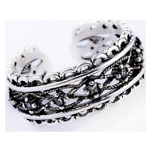 Miuoxion Retro Cross Zircon Hollow Ring Fashion Personality Punk Party Jewelry For Women Feature Namour Charm Gift All Seasons