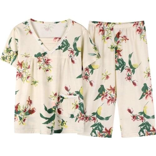 Factory price Short Sleeve Cotton Women Home Clothing Girl Pajamas Casual Pajamas Sets For Women Hot Sleepwear