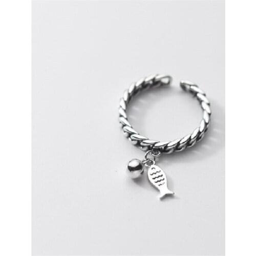 Retro Hollow Creative Chain Shaped Light Bead Fish 925 Sterling Silver Jewelry Cute Temperament Animal Opening Rings TYB5