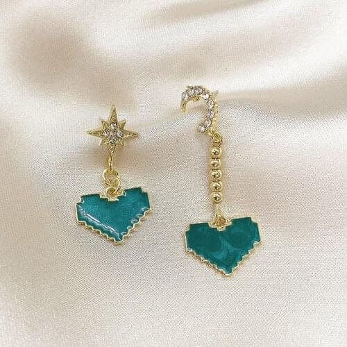 Korean Fashion New Temperament Earrings Net Red All-match Creative Asymmetric Star Moon Love Drop Oil Crystal Earrings Women