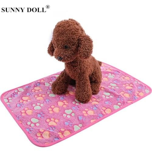Soft Coral Fleece Pet Pad Blanket Dog Bed Mat For Puppy Dog Cat Sofa Cushion Home Washable Rug Keep Warm Sleeping Beds Cover