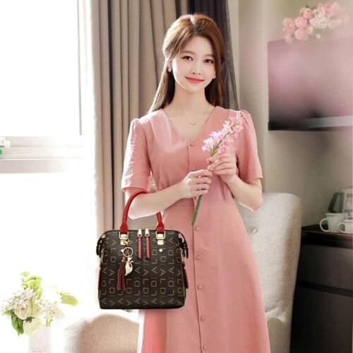 Vintage Leather Womens Handbags Luxury Ladies Messenger Bags High Quality Totes Tassel Designer Crossbody Shoulder Bag Handbags