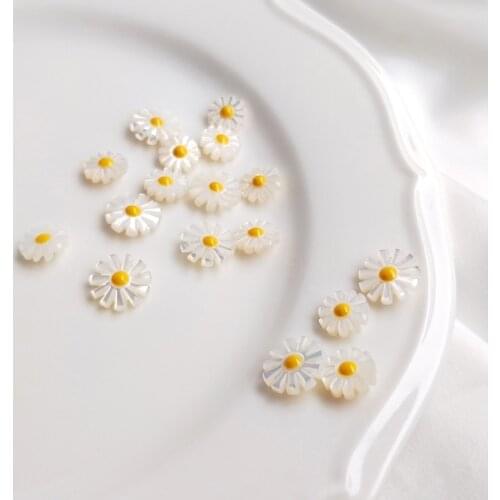 10pcs/lot )Promotion! Natural Sunflower Mother of Pearl shell Daisy Flower Mother Pearl for Brooch (10mm/12mm choose)