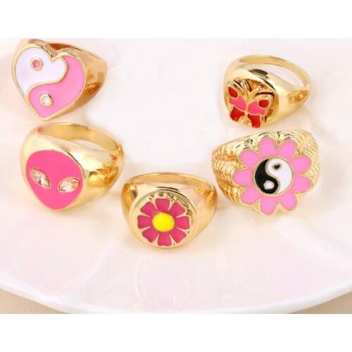 New Trendy Flower Yin Yang Bagua Enamel Thick Rings Colorful Heart Butterfly Alien Metal Round Ring For Women Jewelry Party Gift