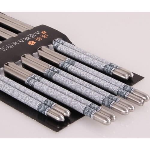 5pcs Set Stainless Steel Chopsticks Blue and White Porcelain Rose Flower Printed Chopsticks Healthy Tableware Thread Non-Slip