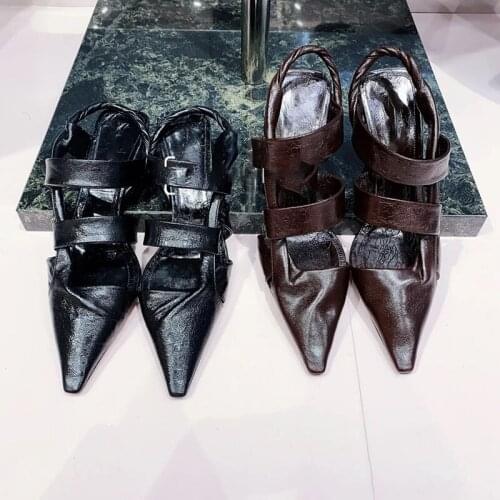 Europe And The United States Show Sandals Womens Summer And Autumn 2020 New Knotted Low Heel Soft Leather Single Shoes Hollowed