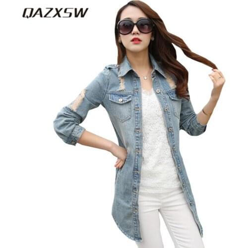QAZXSW Women Basic Coats Spring Autumn Hole Denim Jacket 2019 Long Sleeve Loose Female Jeans Coat Casual Girls Outwear QYX140
