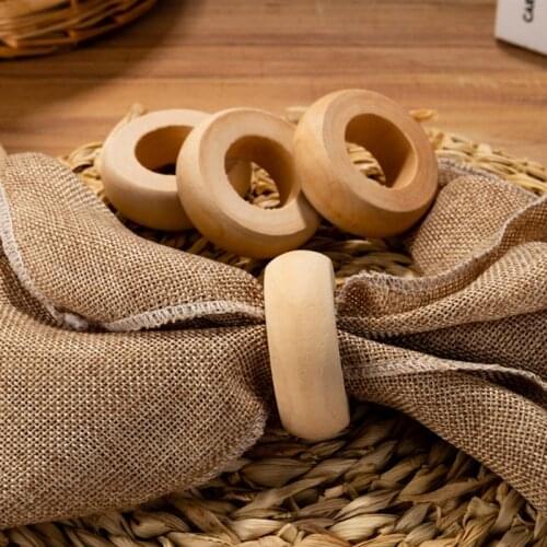 10 Pcs Natural Wooden Serviette Holders Napkin Rings Set Round Serviette Rings Bulk for Party Decoration Dining Table