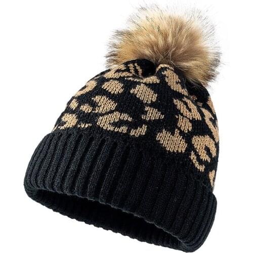 2021 new leopard print curled wool ball knitted hat outdoor ladies wool hat