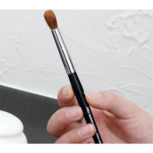 Professional Makeup Cosmetic Eye Brush Eyeshadow Eye Brow Tool Lip eyeliner Brushes Fashion Eyeliner Brush for Womens fashion