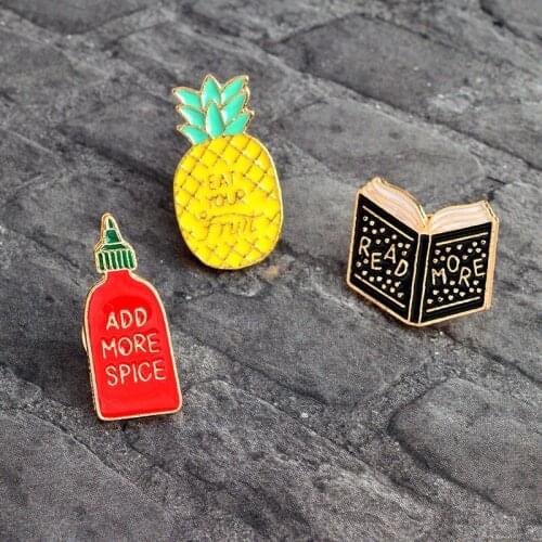 High-quality Cartoon Fine Salad dressing bottle book Brooch etter pineapple Book Pin Buckle Gifts for Children Jewelry gift
