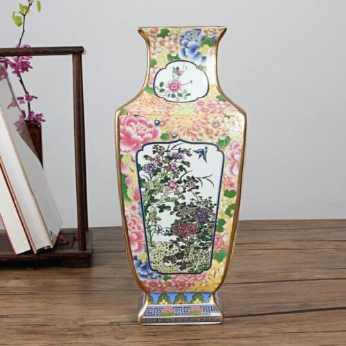 Classic Artistic Antique Porcelain Flower Vase Jingdezhen Handmade Beautiful Ceramic Vase For Home Office Decor