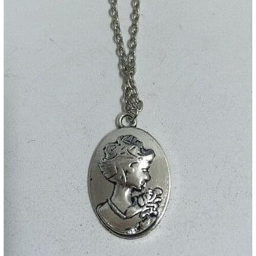 Fashion Jewelry Vintage Silvers Beauty Head Goddess Cameo Charms Statement Pendants Necklace For Menand Women Gift a17