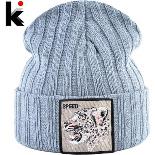 Mens Warm Winter Hat Knitted Solid Color Skullies Beanies With Animal Embroidery Patch Streetwear Knit Hats Women Bonnet Hats