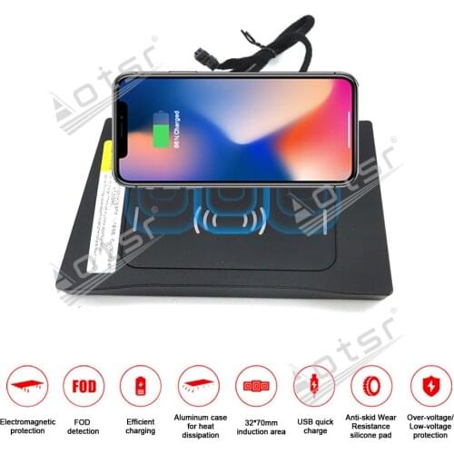 QI car Infrared Fast wireless charger For HYUNDAI IX25 2017 Infrared Fast Wireless Charging Car Phone Holder for iphone/Samsung