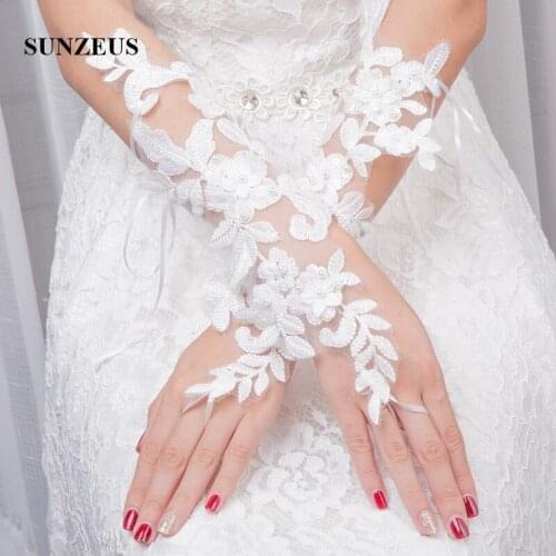 Lace Appliques Flowers White Wedding Gloves with Pearls Elegant Elbow Long Bridal Gloves Fingerless mariage accessoire SG26