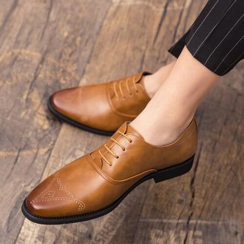 2020 New Retro Bullock Design Men Business Formal Shoes Classic Pointed Toe Leather Shoes Men Oxford Dress Shoes Big Size 38-46