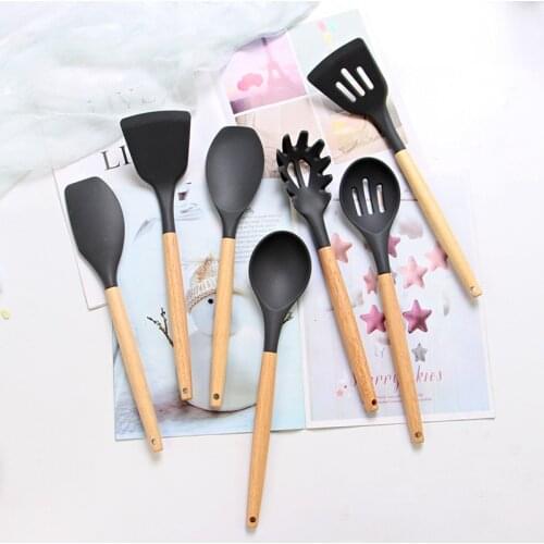 Black Silicone Kitchen Utensils Set Heat Resistant Nonstick Baking Cooking Tools Kitchenware Accessories 8Pcs with wooden handle