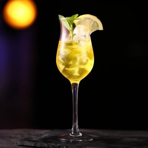 Tulip-type ladies cocktail glass ins lead-free crystal wine tasting scented glass champagne glass liqueur small glass