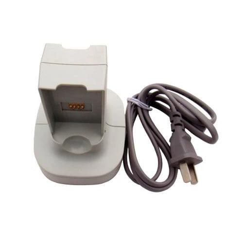 OSTENT White Universal Quick Battery Charger & 2 Batteries for Microsoft Xbox 360 Wireless Controller