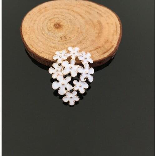 50pcs Daisy Flower Leaves Alloy Metal Rhinestone Applique Flatback Buckle Button Accessories Hairpin Hair Clip Embellishment Art