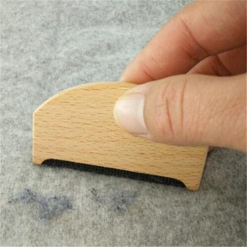 Portable Wooden Lint Trimmer Shaver Comb Garment Care Fabric Clothes Cashmere Sweater Lint Removers Manual