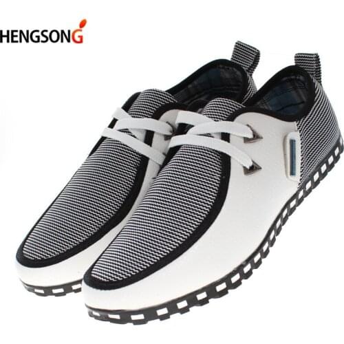 2018 Spring Men Walking Shoes Wave Striped Patchwork Sports Shoes Men Sneaker Soft PU Lace-Up Flats Sneaker Man Outdoor Shoes