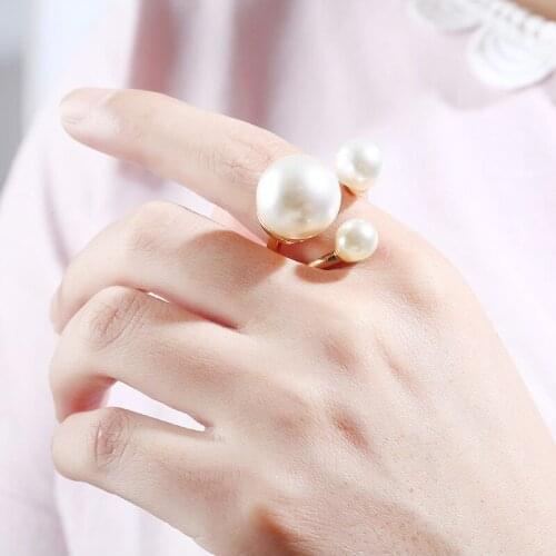 Romantic Pearl Rings for Women Bohemian Creative Gold Metal Statement Ring Adjustable Party Accessories Jewelry Birthday Gifts