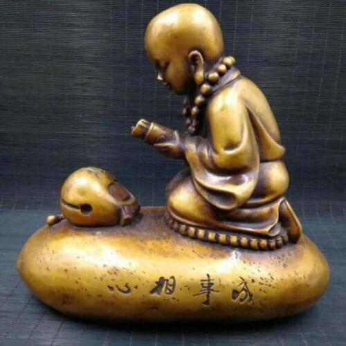 China pure handmade brass small monk household decoration