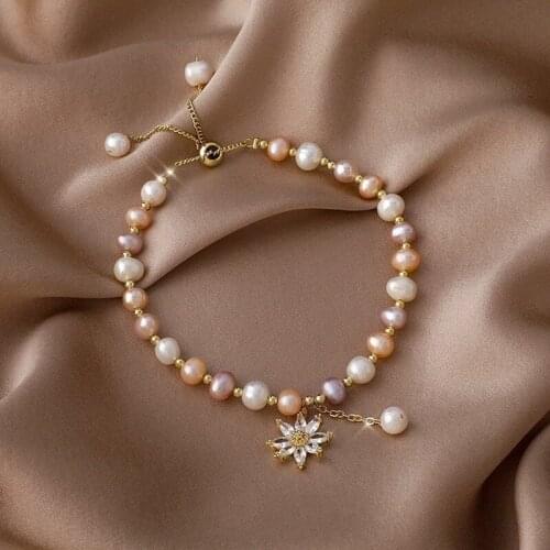 2021 Wholesale Korea Natural Freshwater Pearl Crystal Daisy Bracelet Ins Small Fresh Flower Bracelet Beaded Bracelet