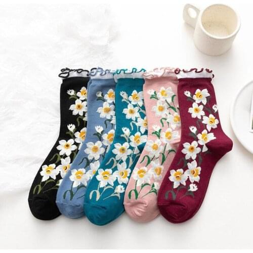 New Fashion Women Vintage Flower Socks Japanese Korean Style Harajuku Socks Ladies Cute Floral Socks