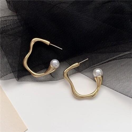 Fashion temperament contracted geometric C shape pearl earrings earrings women jewelry accessories