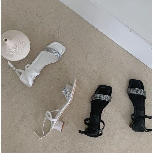 2020 summer new open-toe word with rhinestone sandals ins fashion wild OL tide open-toe womens shoes 35-39