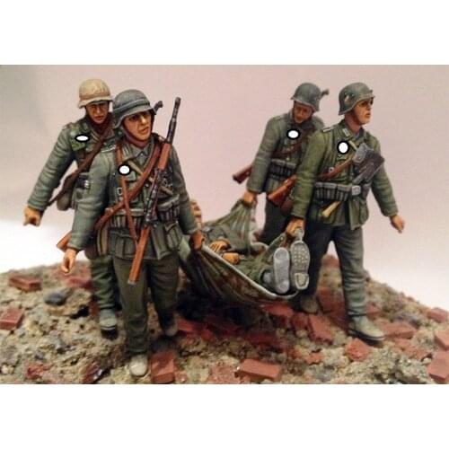 5 resin soldiers 1:35