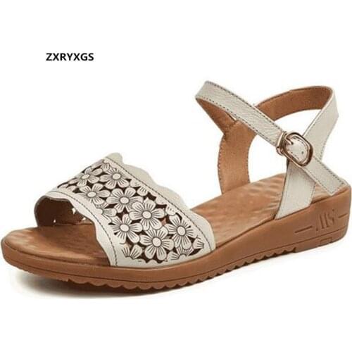 Promotional Cowhide Flower Summer Shoes Woman Fashion Sandals 2020 Soft Sole Non-slip Wear Flat Sandals Summer Casual Sandals