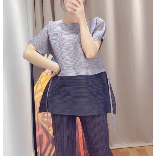 2020 summer womens color matching suit Miyak fold Fashion lace-up short-sleeved blouse loose large size slimming two-piece suit