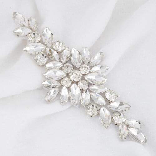 30PCS )Wholesale bridal hand beaded sewing crystal rhinestone applique iron on for dresses WDD0752